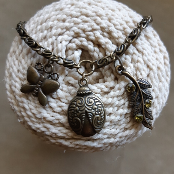 Charm bracelet - Picture 2 of 2